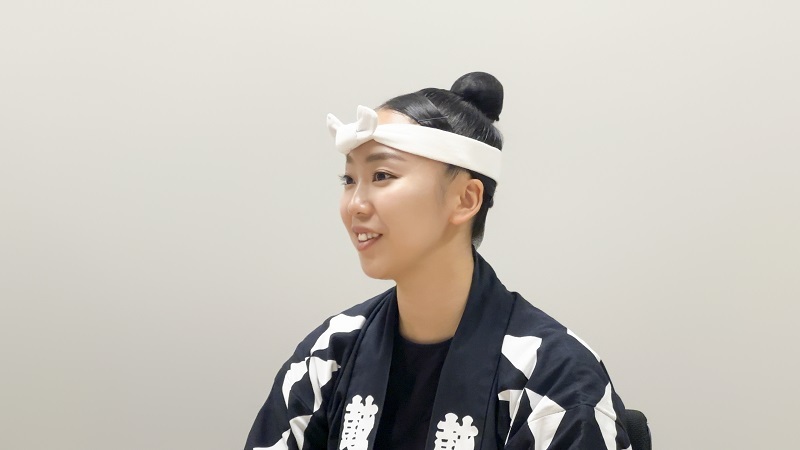 新山萌