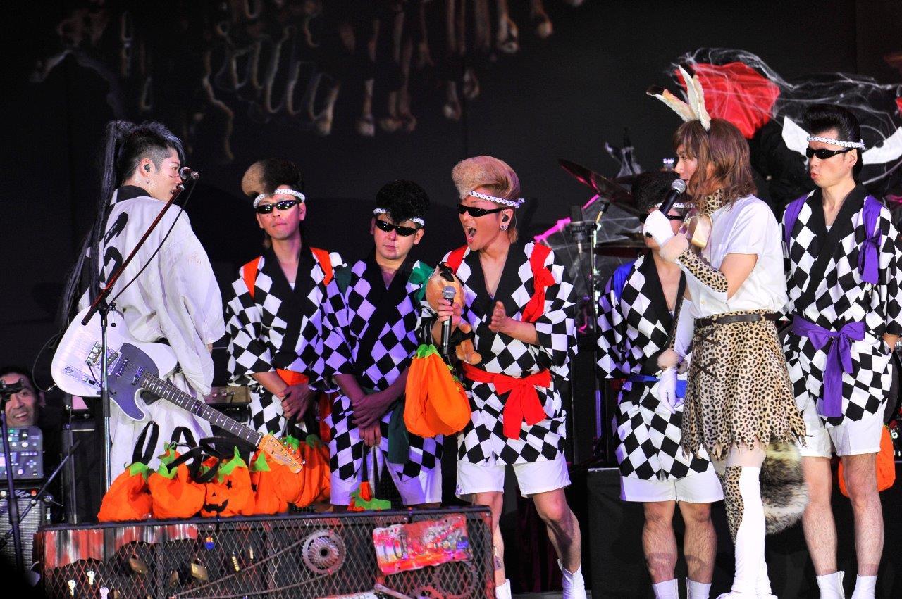HALLOWEEN JUNKY ORCHESTRA