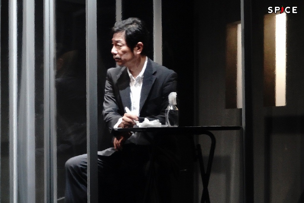 舞台『YARNS』ゲネプロより　中村まこと 撮影：岩田えり