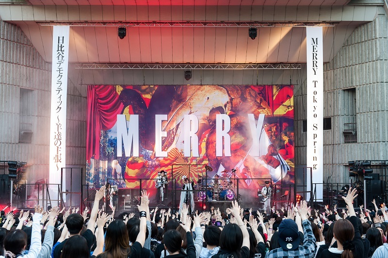 MERRY『Tokyo Spring 日比谷デモクラティック ～羊達の主張～』撮影＝中村卓