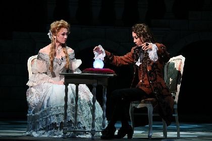 宝塚歌劇のフランス大革命もの上演史に、新たに刻まれた美弥るりかの 