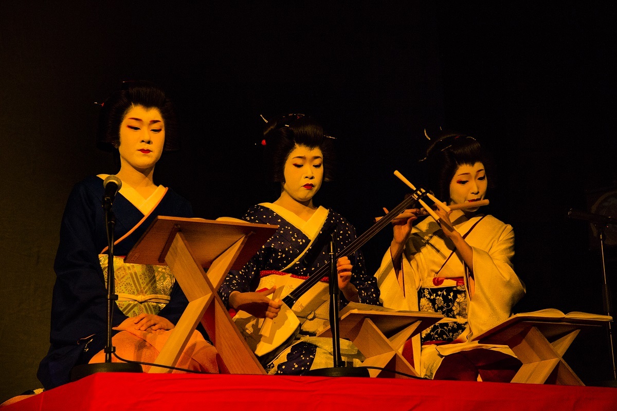 宮川町舞妓・芸妓 撮影＝平野大輔