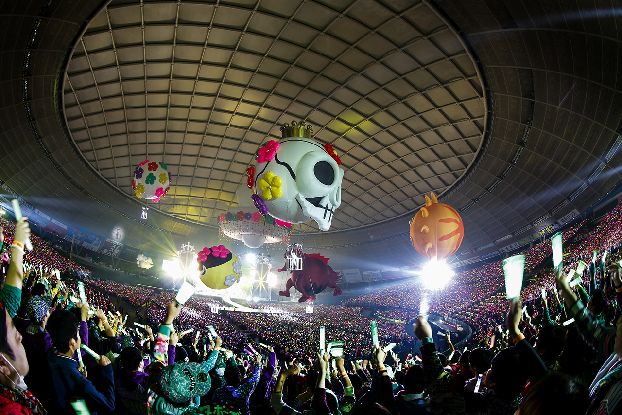 ももいろクローバーZ 　Photo by HAJIME KAMIIISAKA+Z