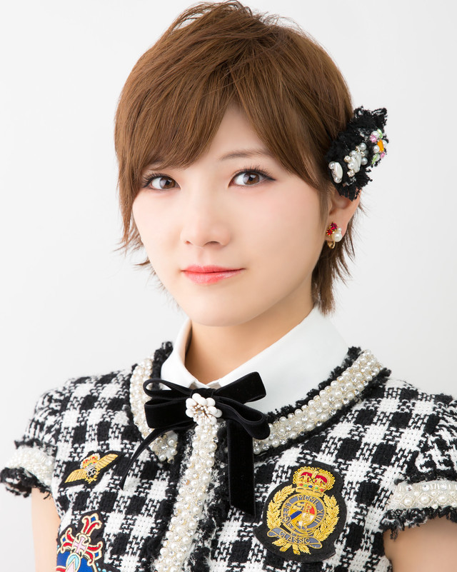 å²¡ç°å¥ã (c)AKS