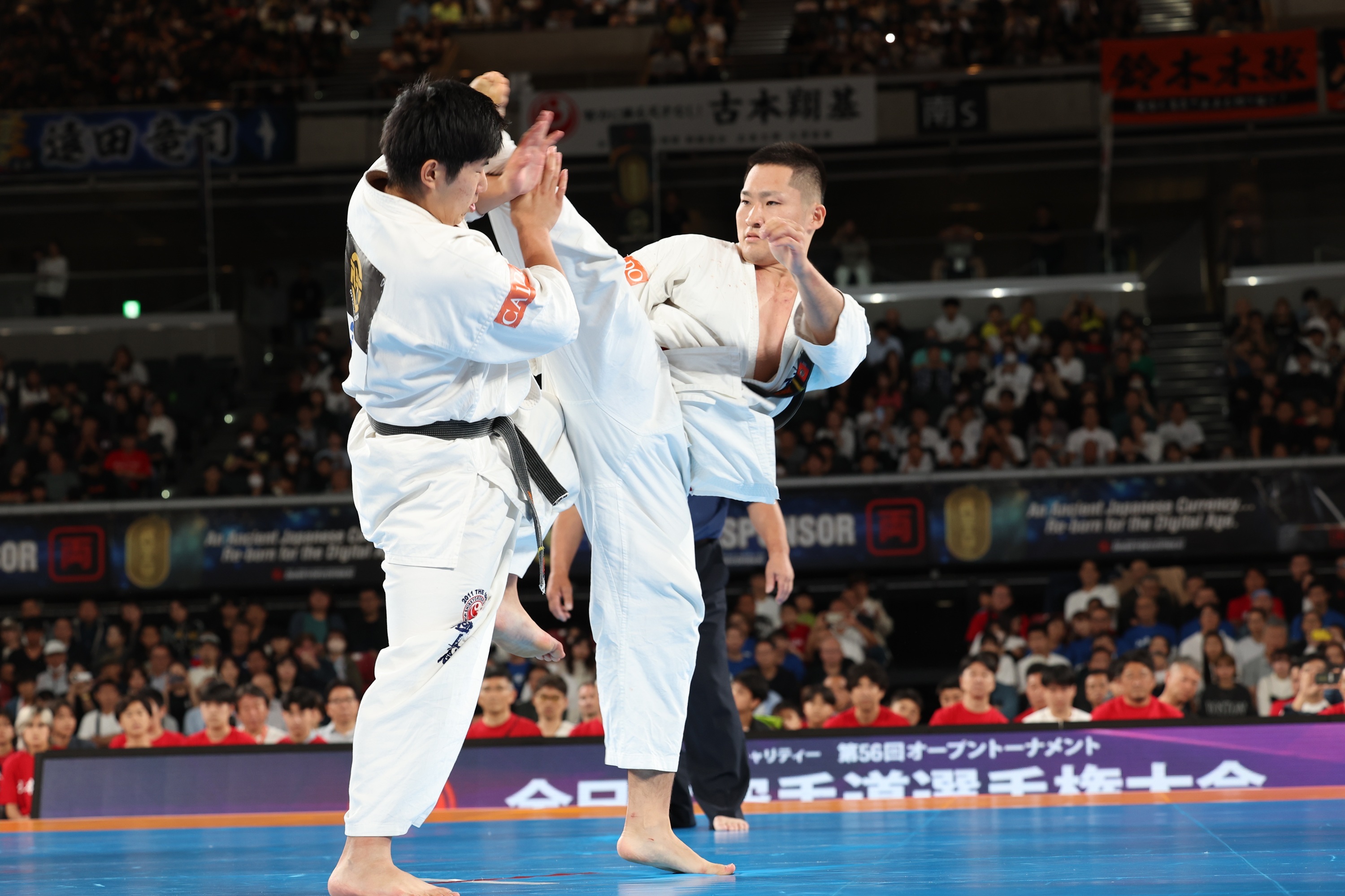 強豪選手同士のハイレベルな戦いに注目が集まる（昨年決勝写真）