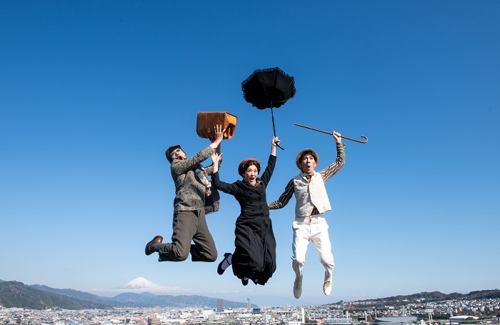 唐十郎×宮城聰『おちょこの傘持つメリー・ポピンズ』 (c)行貝チヱ or (c)Chie Namegai