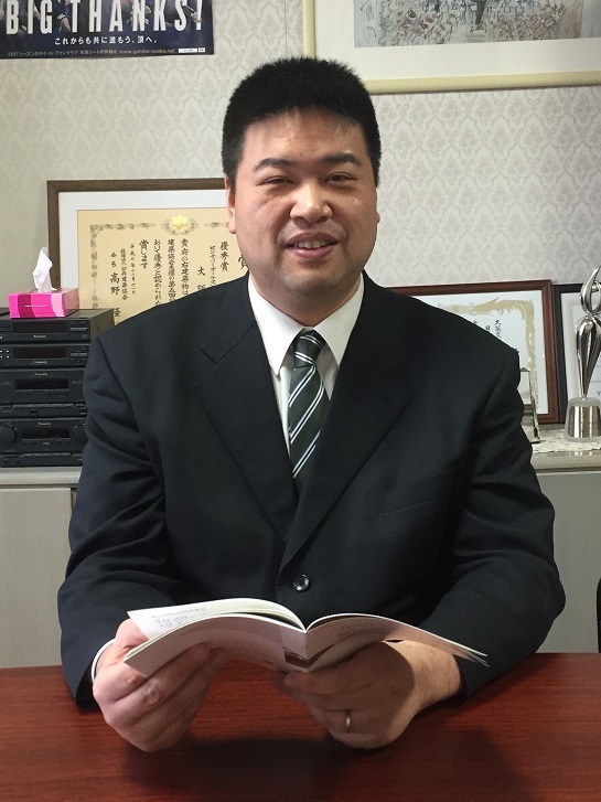 自主公演のプログラミングを一手に担当するシニアマネージャー山口明洋