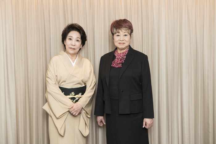 （左から）波乃久里子、水谷八重子