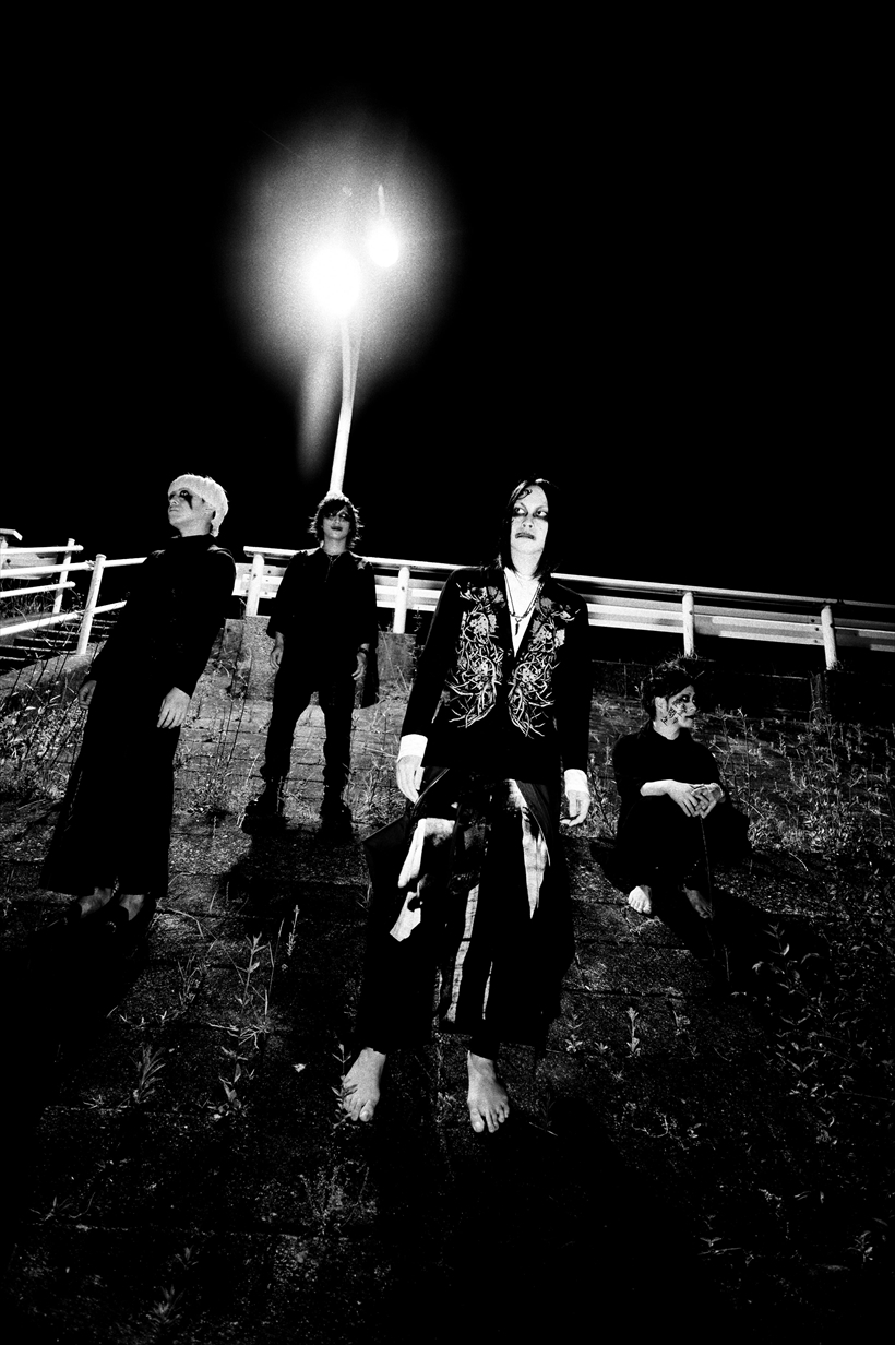 MUCC 2001～2002年当時のアー写に“今”の息を吹き込んだ新アー写を公開 | SPICE - エンタメ特化型情報メディア スパイス