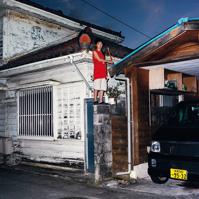  石川竜一『OP.001143 那覇 （okinawan portraits 2010-2012より）』