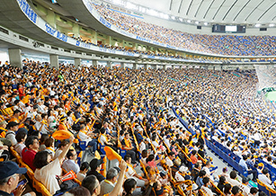 東京ドームの立ち見エリアがルール変更となった。場所取りやシート等を広げる行為、座り込んでの観戦等が禁止となる