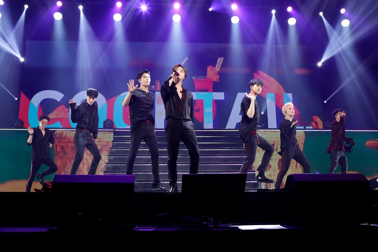 iKON 2年ぶり日本武道館公演2daysで26,000人熱狂、年末の京セラ