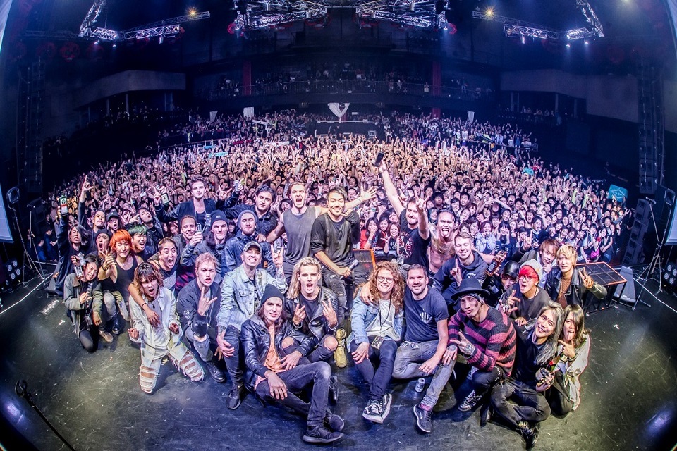 Crossfaith Photo by 青木カズロー