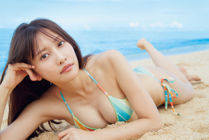 女優・佐野ひなこが「プライベートをさらけ出しているような」気持ちに　沖縄・京都をめぐる最新写真集の発売が決定（写真5点）