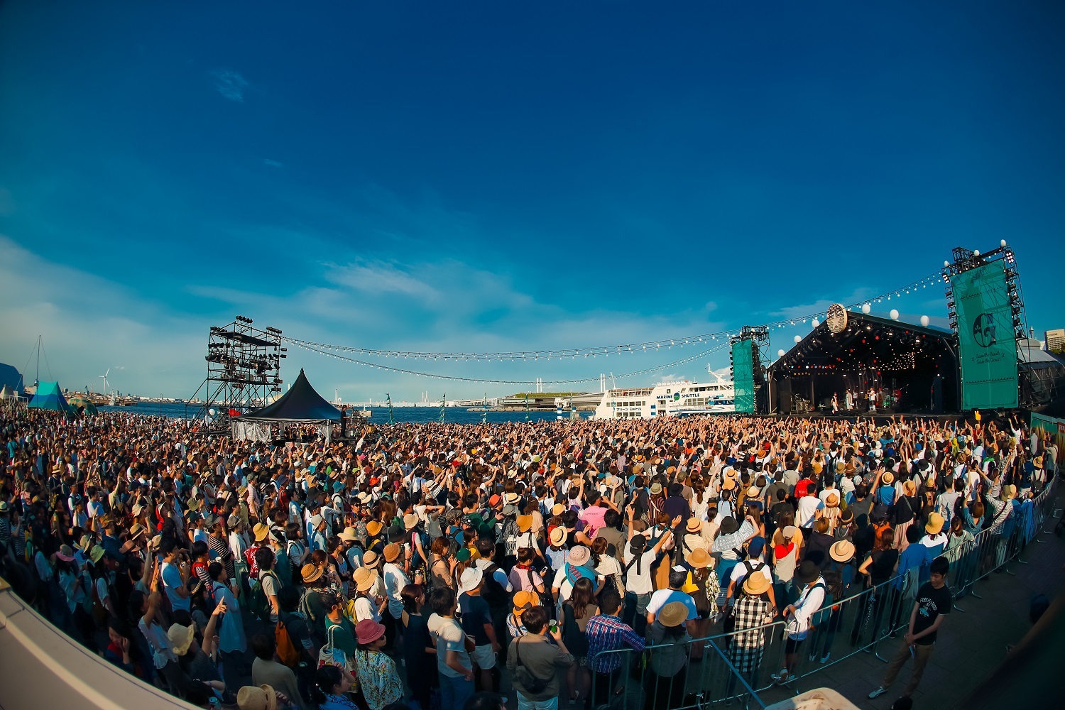 GREENROOM FESTIVAL'16 快晴の海沿いで最高のライブ！Suchmos、在日