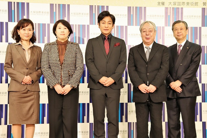 （左から）迫久見子、浅井智誉子、片岡愛之助、水口一夫、安孫子正