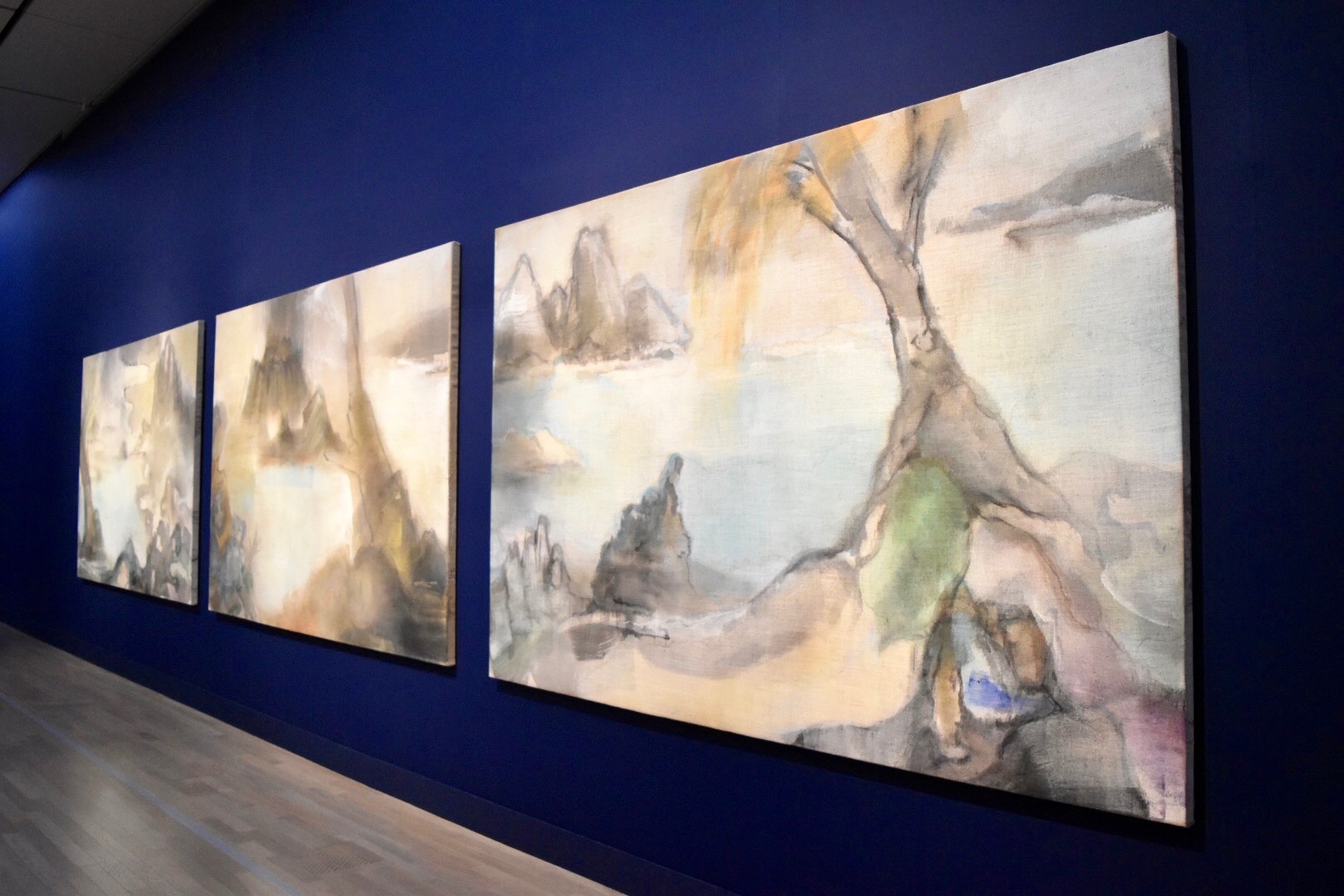 『イケムラレイコ 土と星 Our Planet』展 2019年 国立新美術館展示風景
