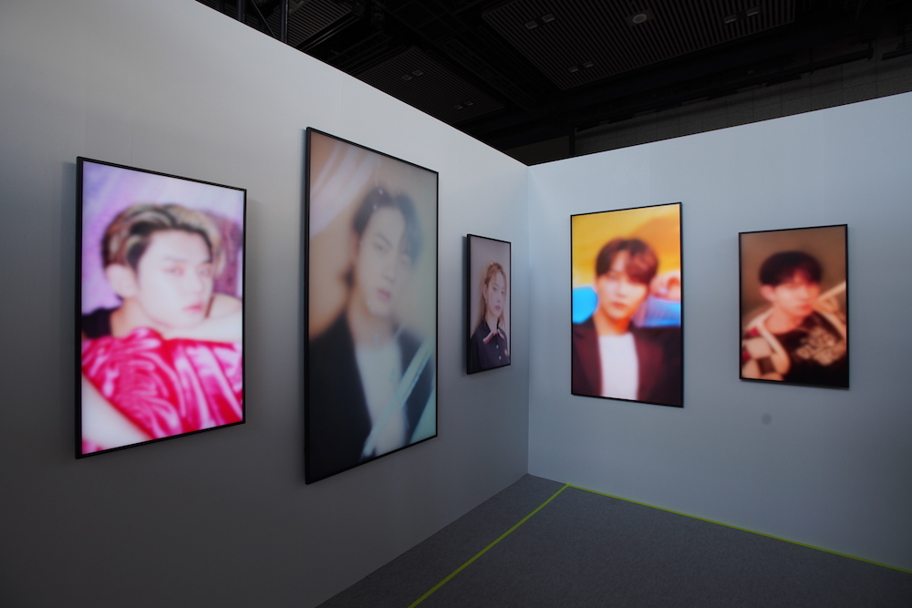 写真展『HYBE INSIGHT』が日本初上陸 BTS、SEVENTEENなどHYBE所属