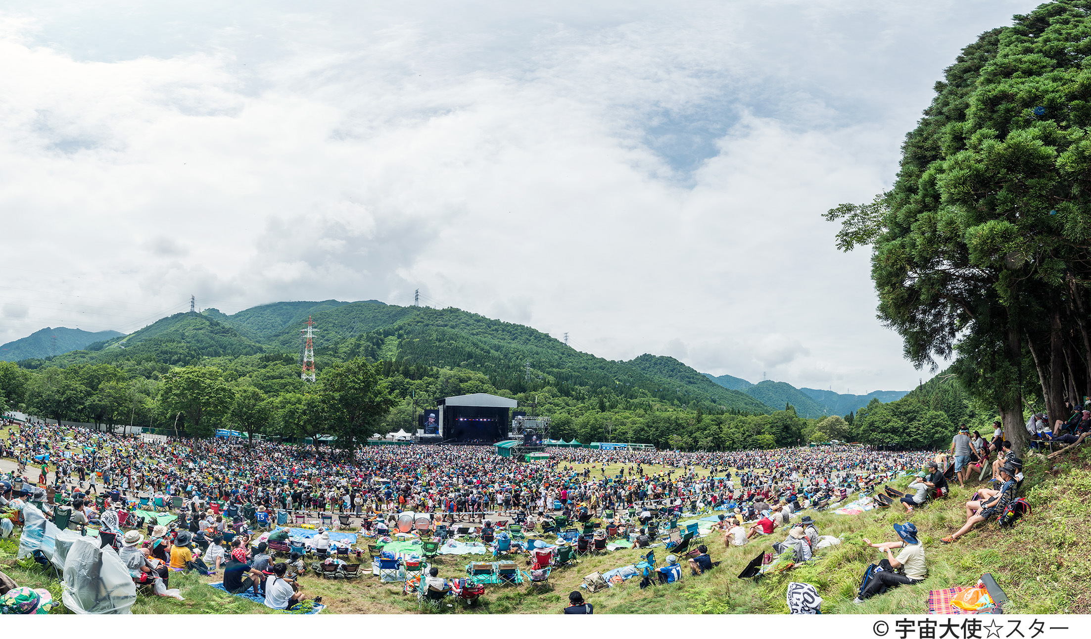 『FUJI ROCK FESTIVAL '17』GREEN STAGE　撮影＝宇宙大使☆スター