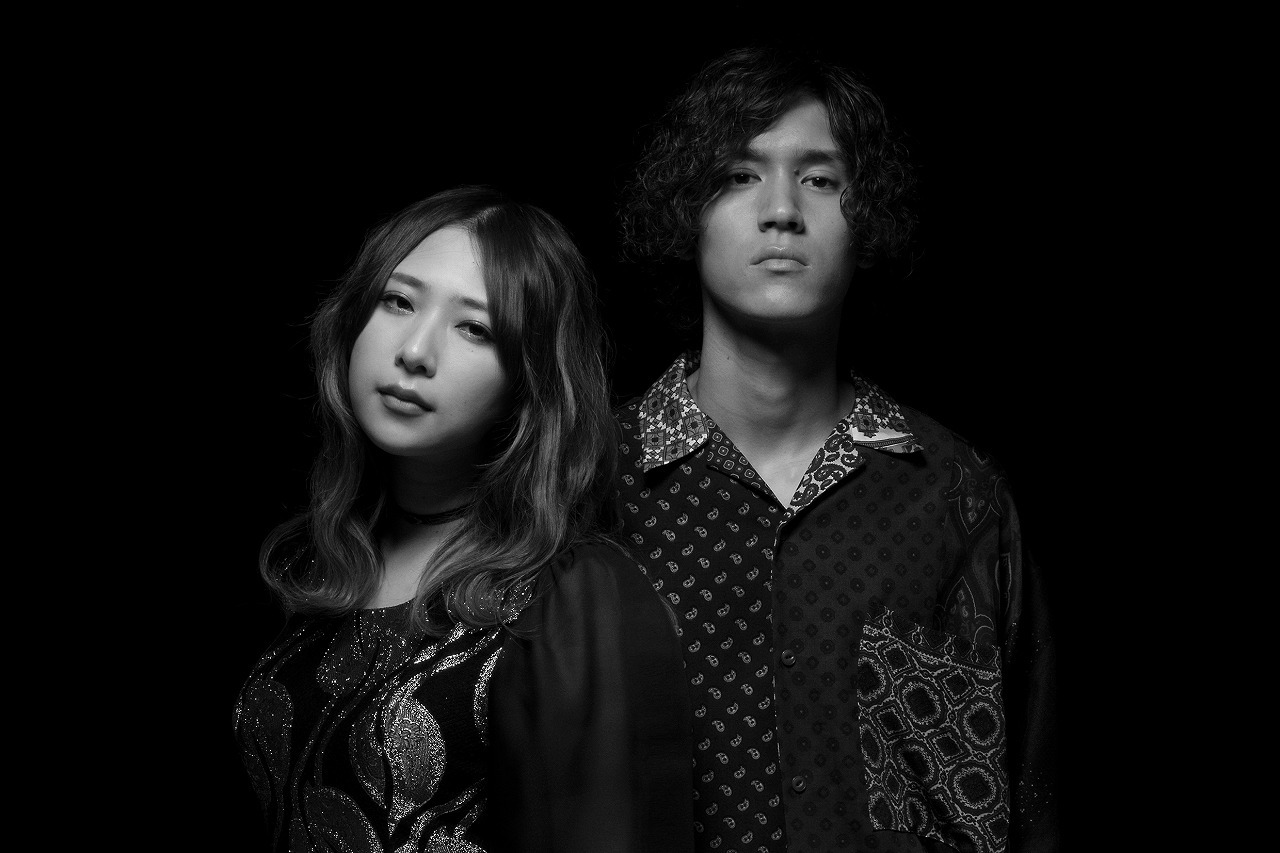 GLIM SPANKY