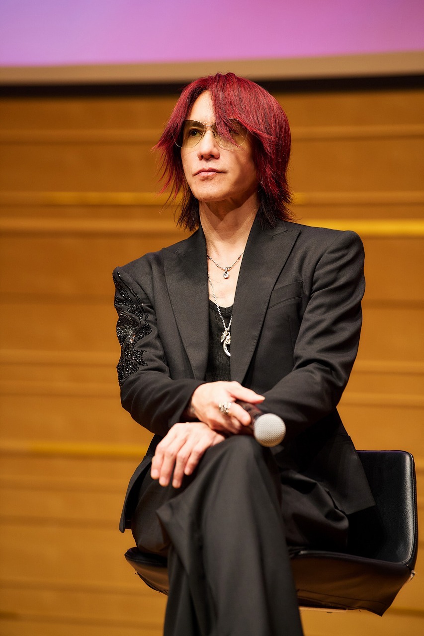 SUGIZO