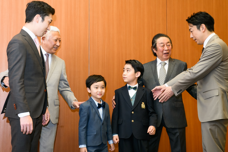 「若い人が真ん中の方が」との菊五郎。
