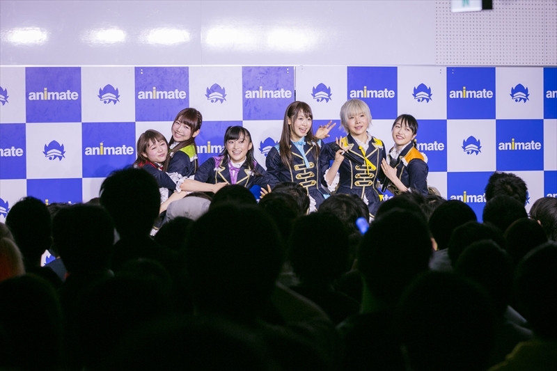 i☆Ris Photo by：KOSUKE USHIZIMA