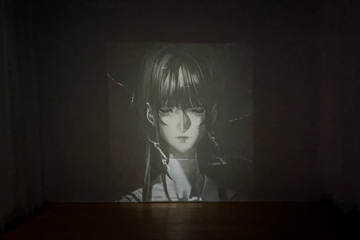 展示を案内する“終末の少女”も曖昧な存在だ