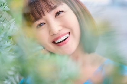 新妻聖子、17年ぶりのミュージカル・アルバムをリリース　 代表曲「命をあげよう」MVが公開