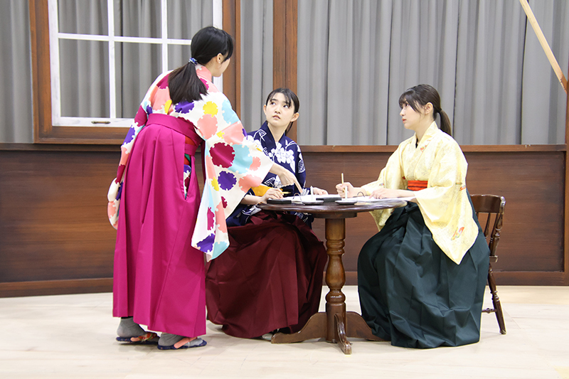 悪童会議 第三回公演『見よ、飛行機の高く飛べるを』稽古場より