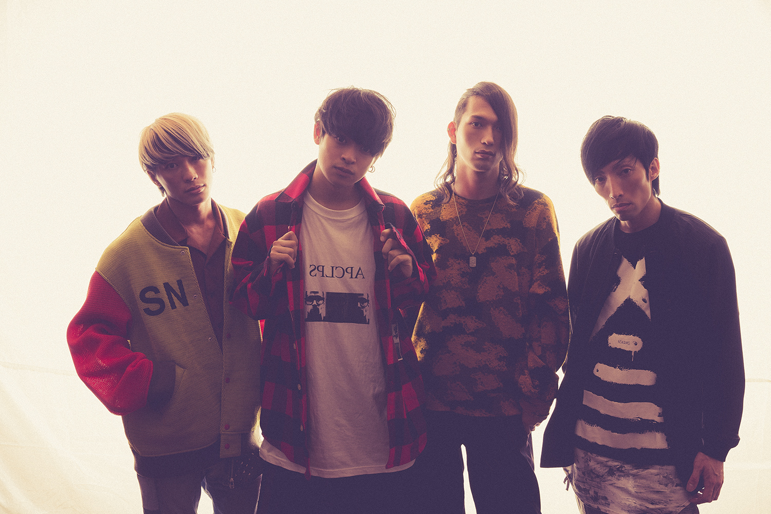 THE ORAL CIGARETTES インタビュー あらゆる方向に突き抜けた THE ORAL CIGARETTES インタビュー あらゆる方向に突き抜けた