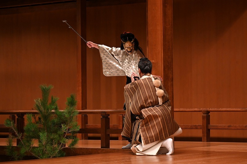 田崎甫　過去の舞台より｢葵上｣（撮影：三上文規 ）