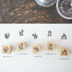 紙ものコロコロ　PEPIN「踊るかわいこちゃん」500円（税込） 