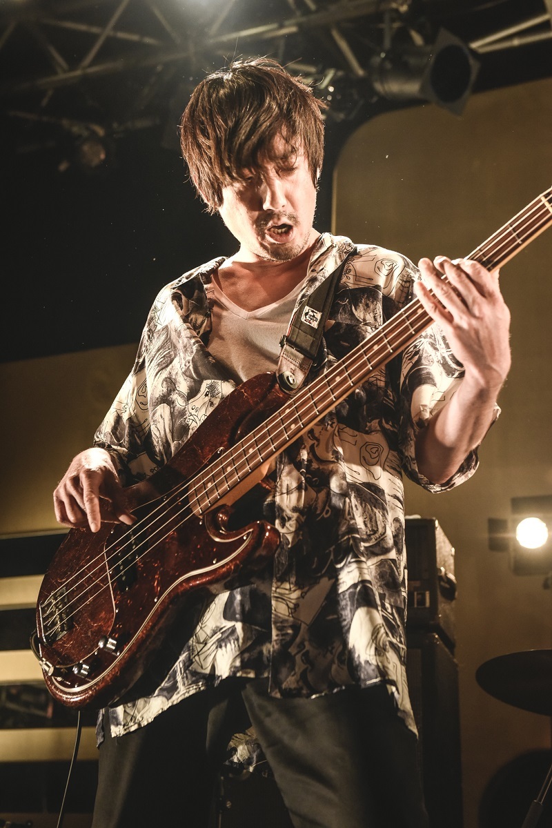 髭 撮影＝釘野孝宏