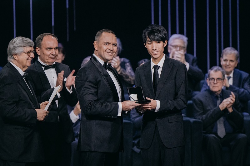 優勝者エリック・ルーらのファイナルステージ