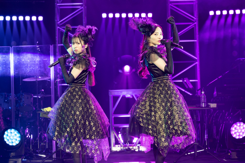 ClariS、Winkのカバー「淋しい熱帯魚」を約3年8ヶ月ぶりライブハウス公演で初披露 コンセプトEPとしてリリースも | SPICE -  エンタメ特化型情報メディア スパイス