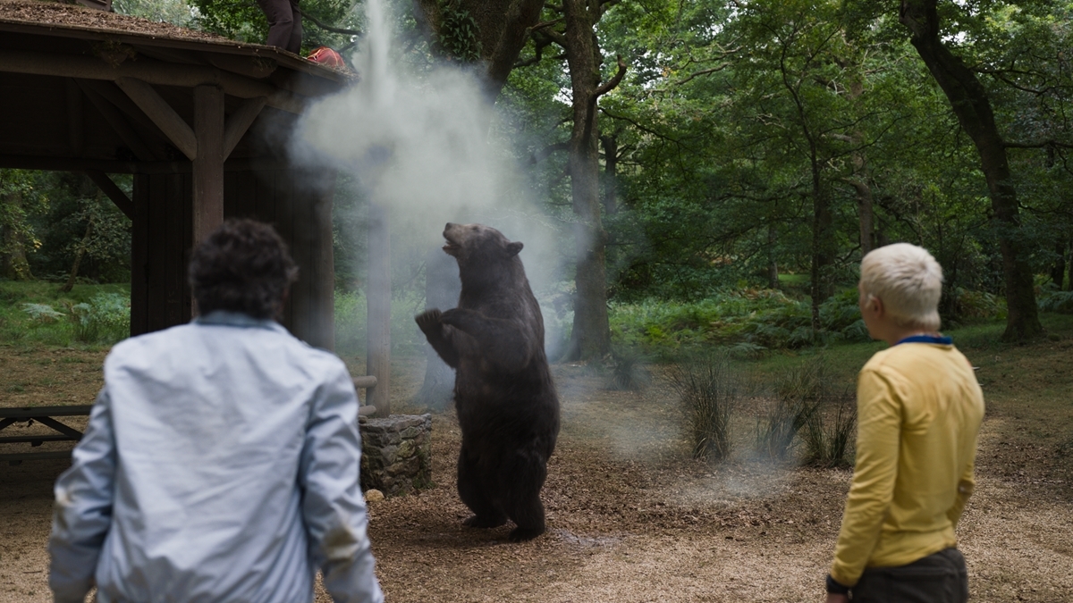 『コカイン・ベア』より