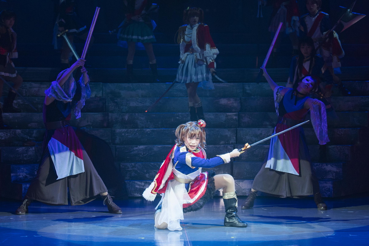 (c)Project Revue Starlight