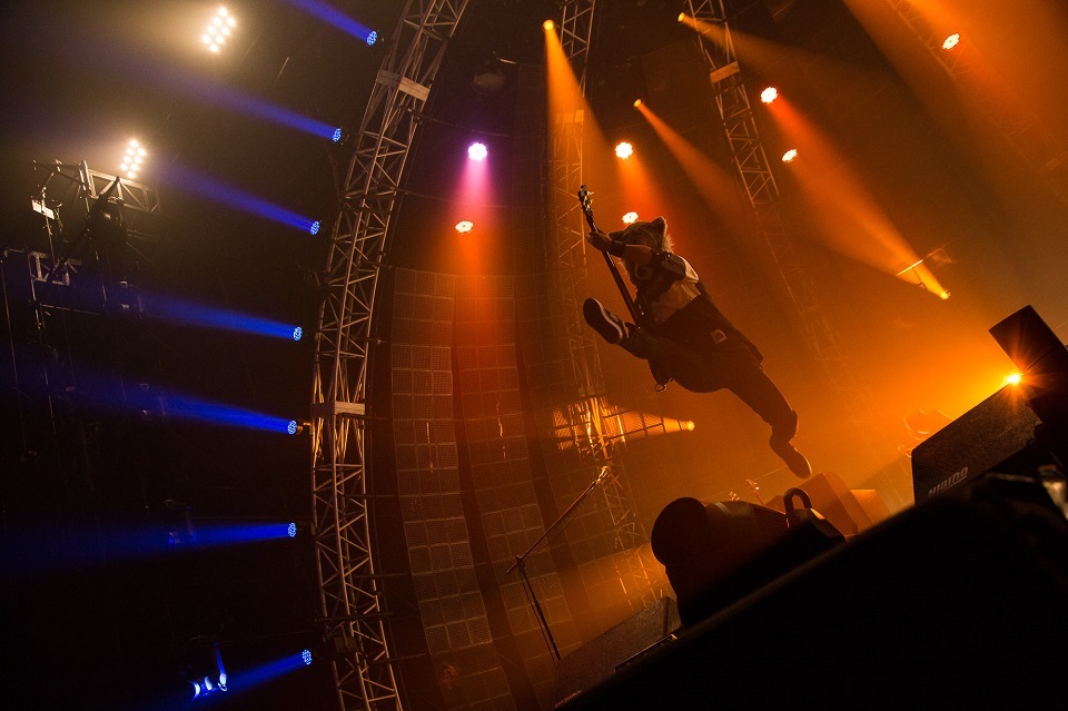 MAN WITH A MISSION 撮影＝Nobuyuki Kobayashi、Daisuke Sakai(FYD inc.)