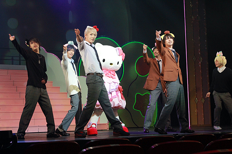 (C)’76,’79,’88,’89,’93,’96,’01,’05,’13,’15,’18 SANRIO MSSB2018