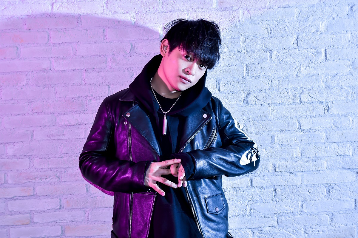 THE ORAL CIGARETTES・山中拓也 撮影＝高田梓