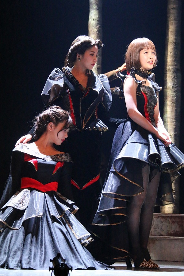 舞台「三姉妹」