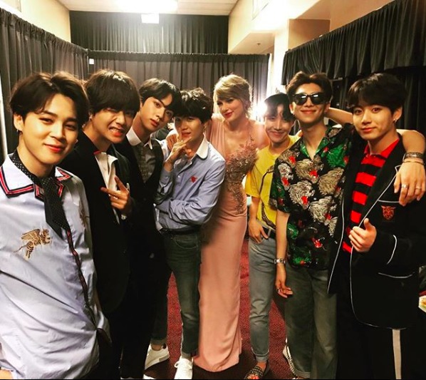 テイラー・スウィフトとBTS(防弾少年団)※テイラー・スウィフト公式Instagramより