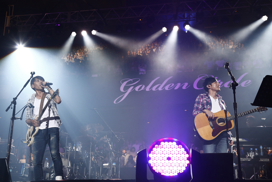 『寺岡呼人presents Golden Circle 第20回記念スペシャル ～僕と桜井和寿のメロディー～』 撮影＝ほりたよしか