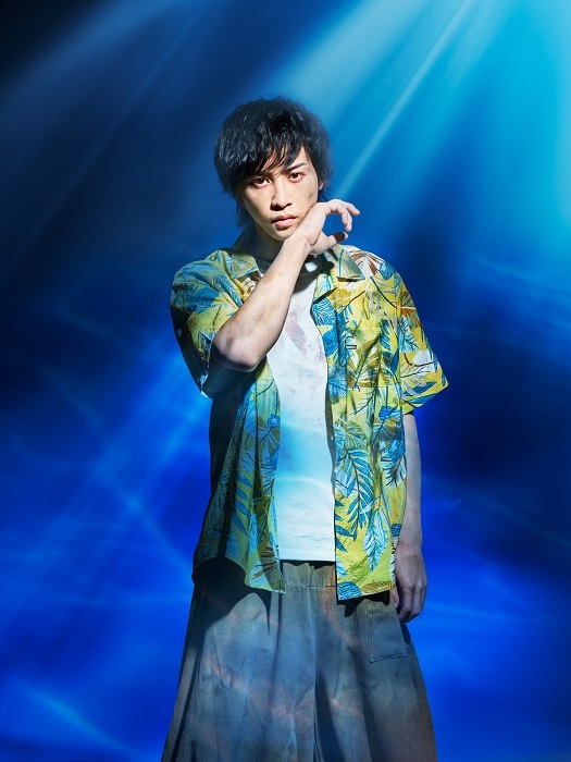 田淵累生 (C)舞台「無人島に生きる十六人」プロジェクト