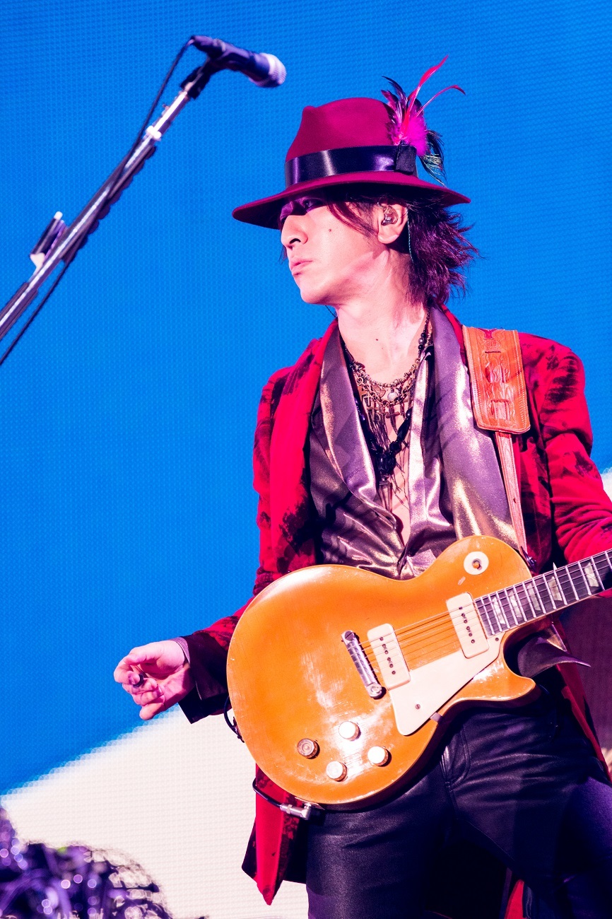 GLAY
