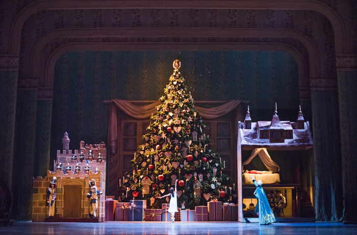 Artists of The Royal Ballet in The Nutcracker  © 2015 ROH. Photograph by Tristram Kenton