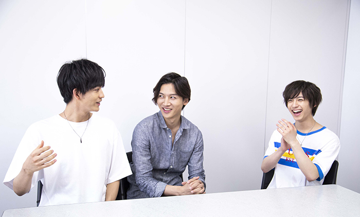（左から）林勇輝、金井成大、阿久津仁愛