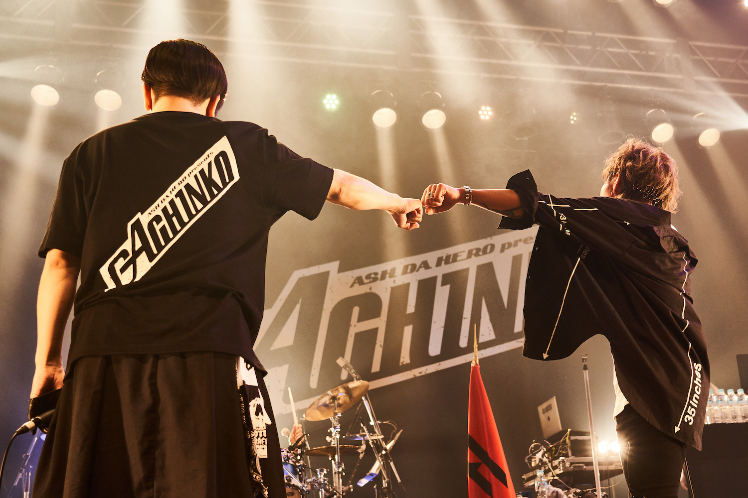 ASH DA HERO主催 対バンイベント『GACHINKO』ASH DA HERO & NOBUYA