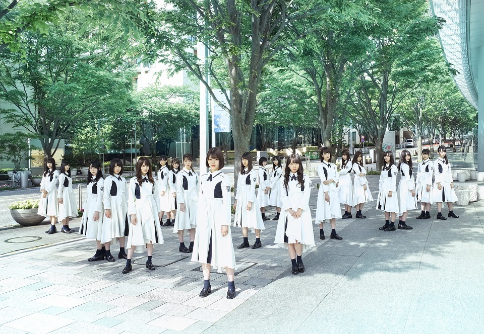 けやき坂46（ひらがなけやき）、1stアルバム『走り出す瞬間』には新曲